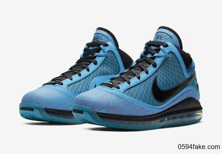 全明星LeBron 7“All-Star”将于2月12日发售!颜值出众! 货号:CU5646-400