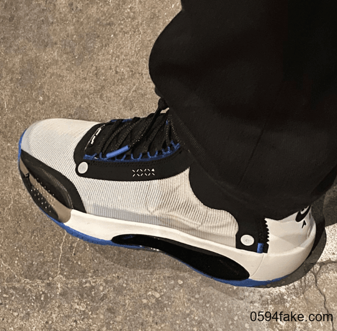 全新闪电联名来袭!藤原浩亲晒Fragment x AJ34!