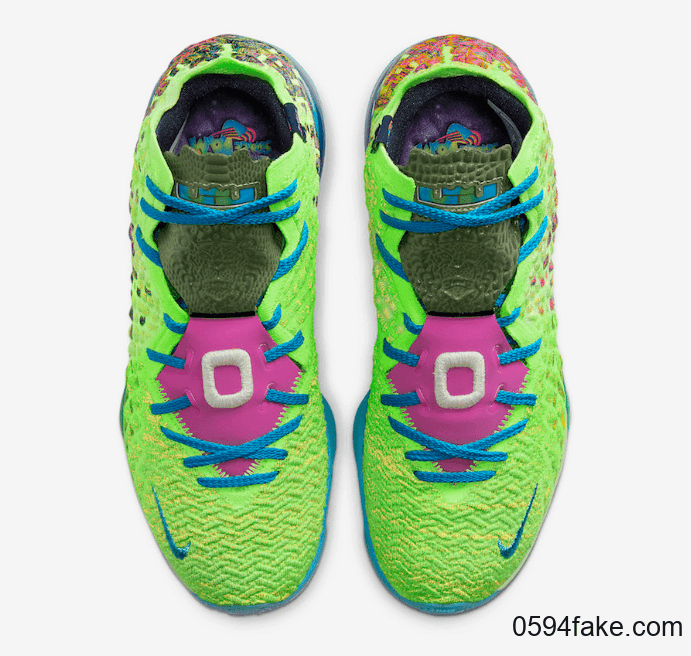 詹姆斯亲穿大灌篮 LeBron 17隐藏配色!你怎么看? 货号:CV8075-300