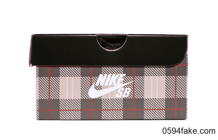 官宣!Travis Scott x Nike SB Dunk Low不在SNKRS发售! 货号:CT5053-001