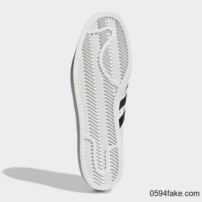 Prada x adidas Superstar三款新配色曝光!下月发售!依旧高规格!