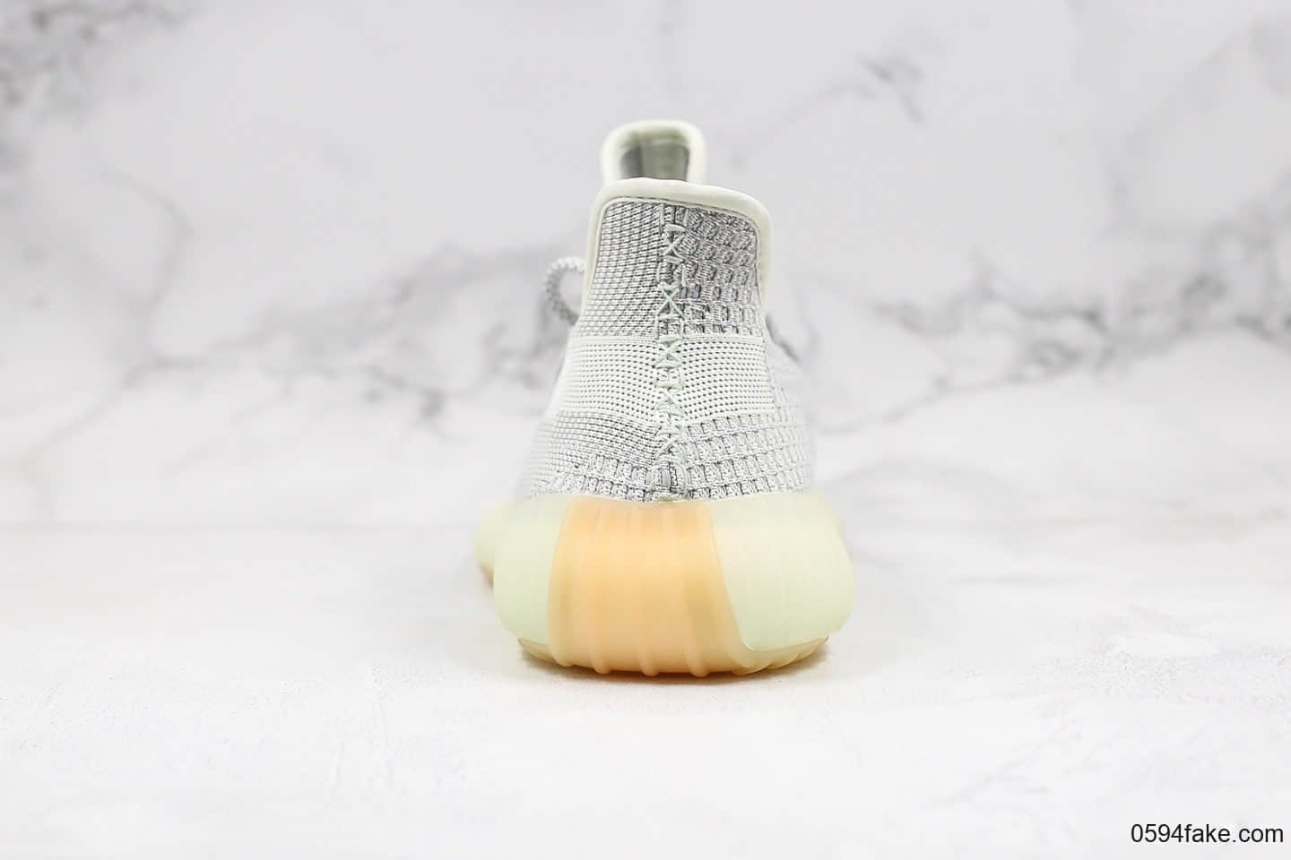 阿迪达斯Adidas Yeezy Boost 350 v2 Tailgate纯原版本椰子350灰天使亚洲限定原厂爆米花大底原材料打造 货号:FX4348