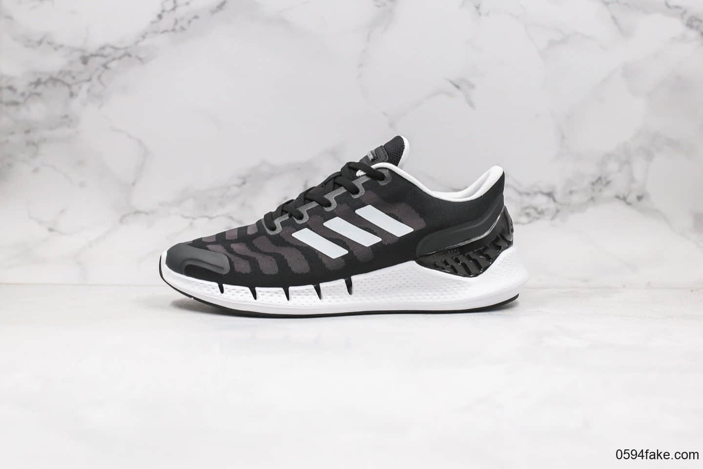 阿迪达斯adidas Climacool纯原版本清风跑鞋爆米花鞋底黑白配色原盒原标原档案数锯开发 货号:FW1223