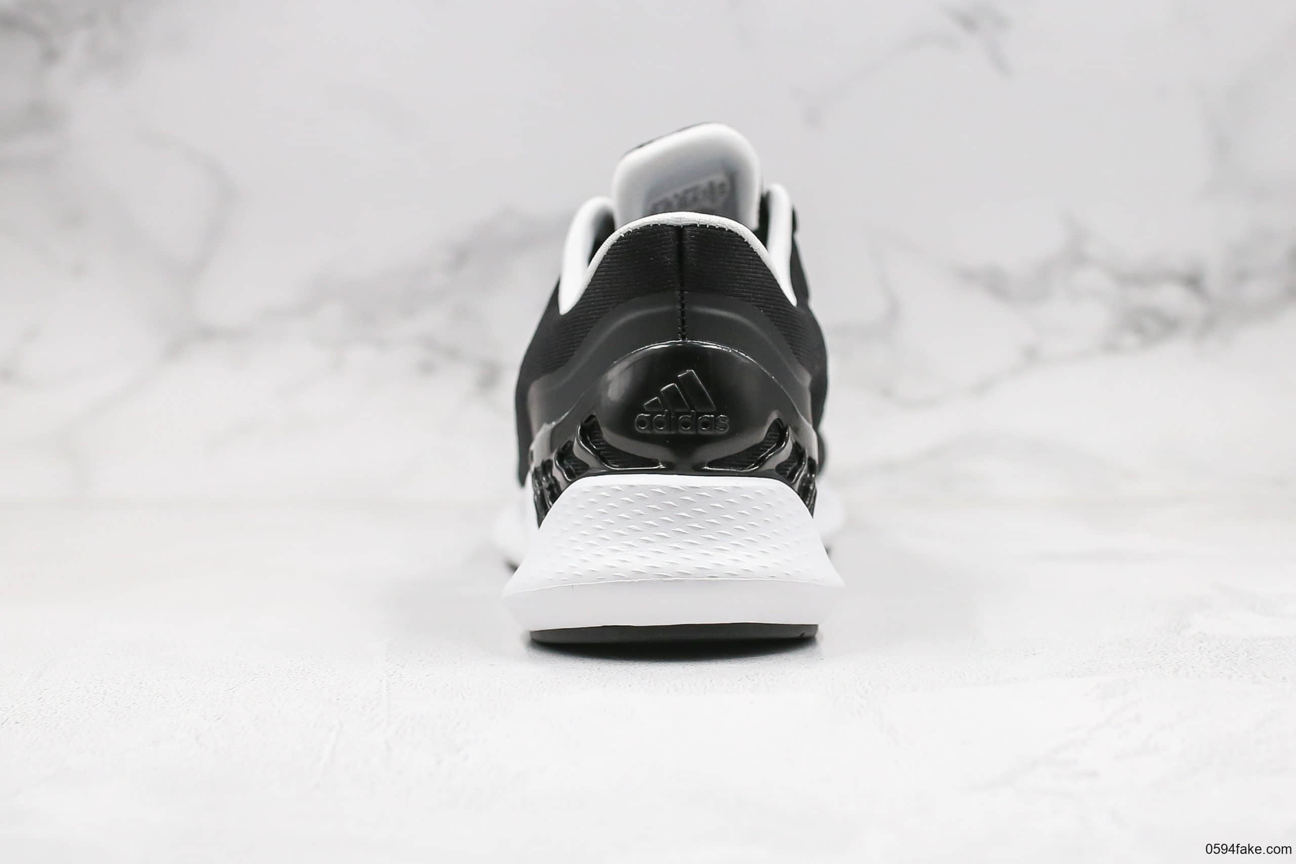 阿迪达斯adidas Climacool纯原版本清风跑鞋爆米花鞋底黑白配色原盒原标原档案数锯开发 货号:FW1223