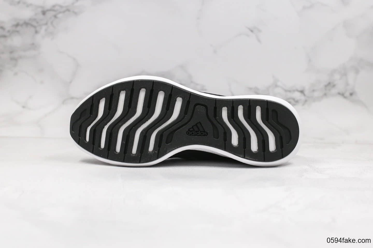 阿迪达斯adidas Climacool纯原版本清风跑鞋爆米花鞋底黑白配色原盒原标原档案数锯开发 货号:FW1223