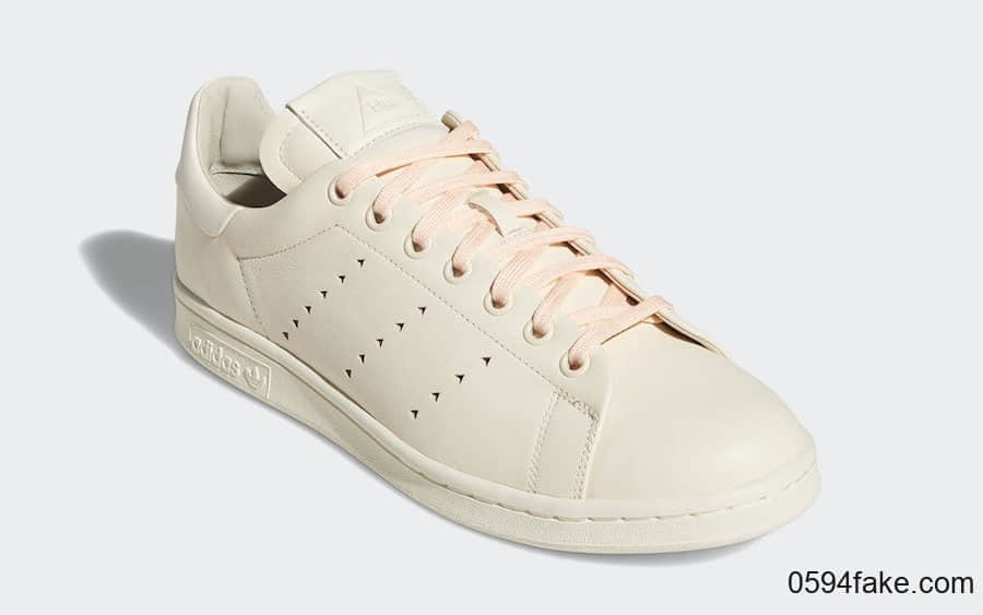 菲董x adidas联名系列发售日期释出!“天足”2.0篮球鞋明日发售!