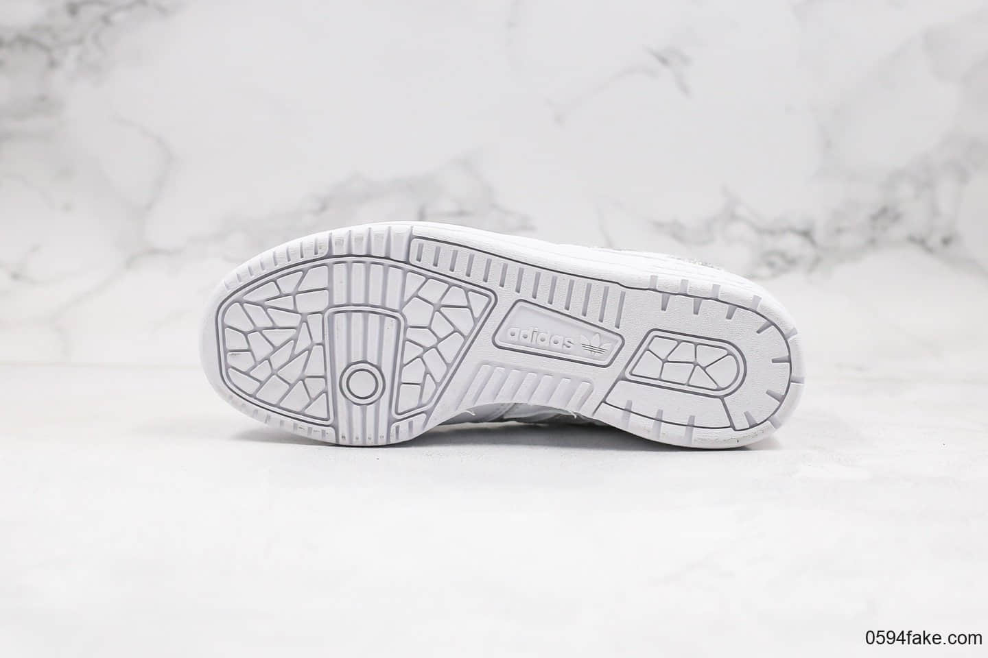 阿迪达斯Adidas Rivalry Low纯原版本低帮三叶草板鞋闪银配色原档案数据开发原盒原标 货号:EE8729