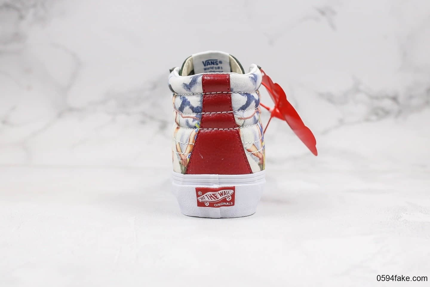 万斯Vault by Vans x Frida Kahlo公司级墨西哥画家联名款高帮彩绘西瓜印花配色原厂硫化大底内置钢印 货号:VN0A4BVBTSL