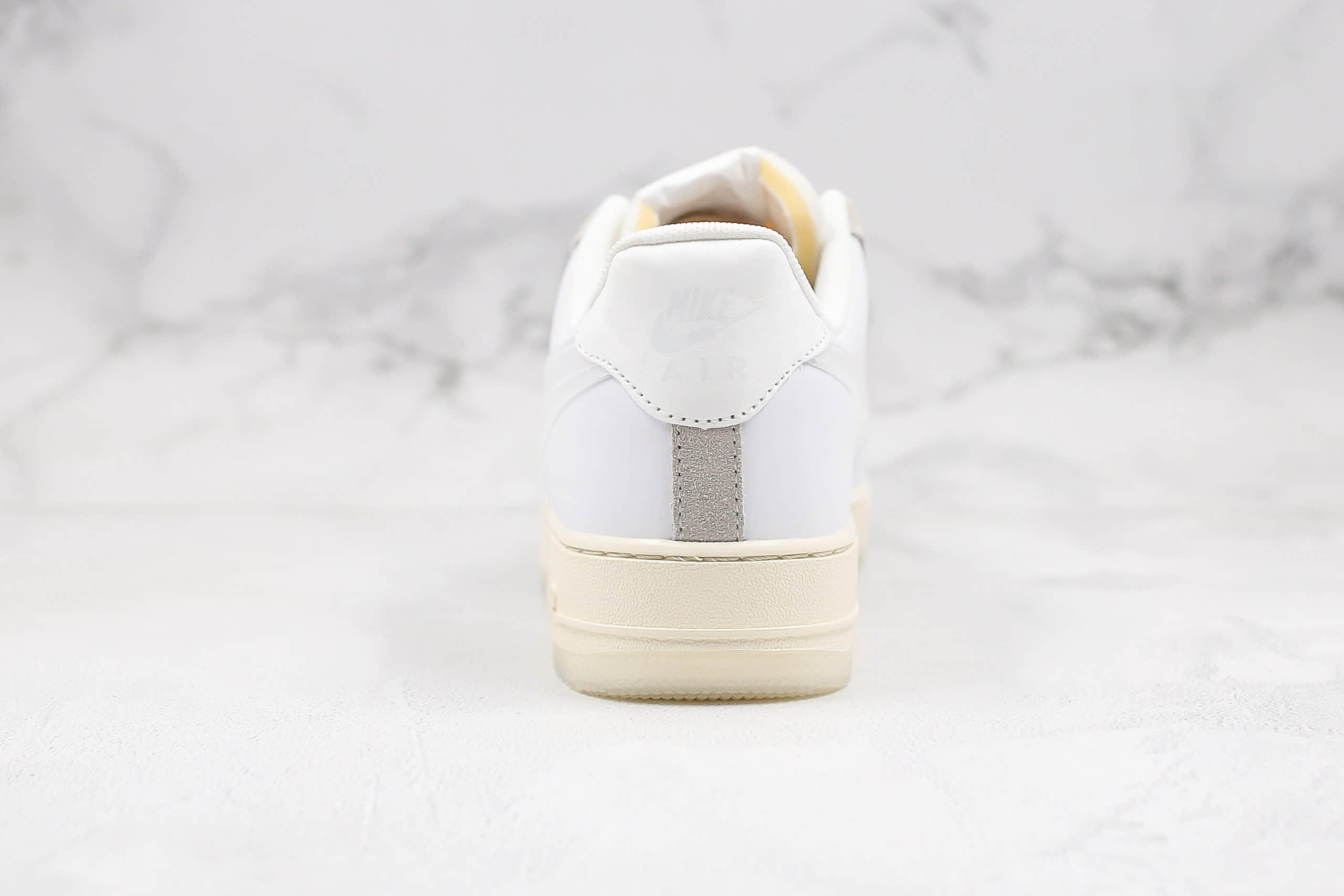 耐克Nike Air Force 1 Low DNA纯原版本低帮空军一号解构DNA米白色内置气垫透明鞋底原盒原标 货号：CV3040-100