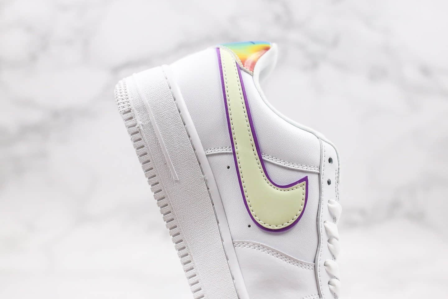 耐克Nike AIR FORC 1 07 PRM QS纯原版本低帮空军一号彩虹炫彩复活节配色内置气垫原盒原标 货号：CW0367-100