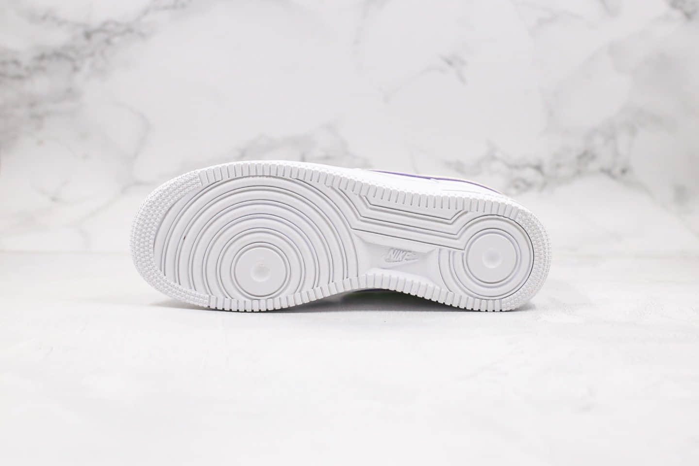 耐克Nike AIR FORC 1 07 PRM QS纯原版本低帮空军一号彩虹炫彩复活节配色内置气垫原盒原标 货号：CW0367-100