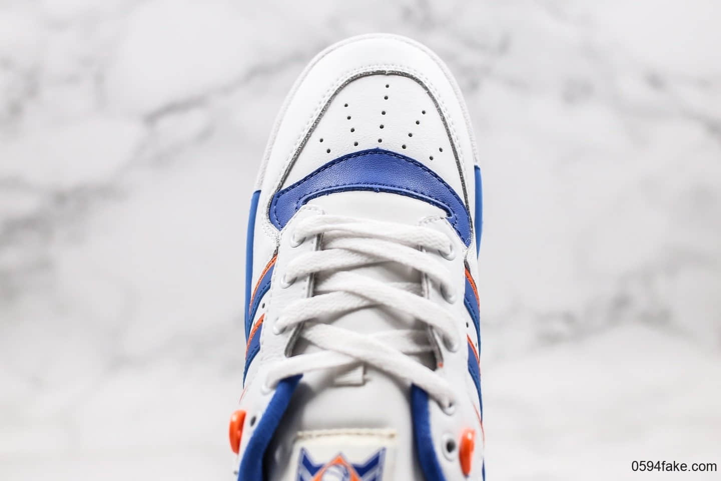 阿迪达斯Adidas RIVALRY LOW W纯原版本三叶草校园板鞋白红蓝色原盒原标原档案数据开发 货号:FU6833