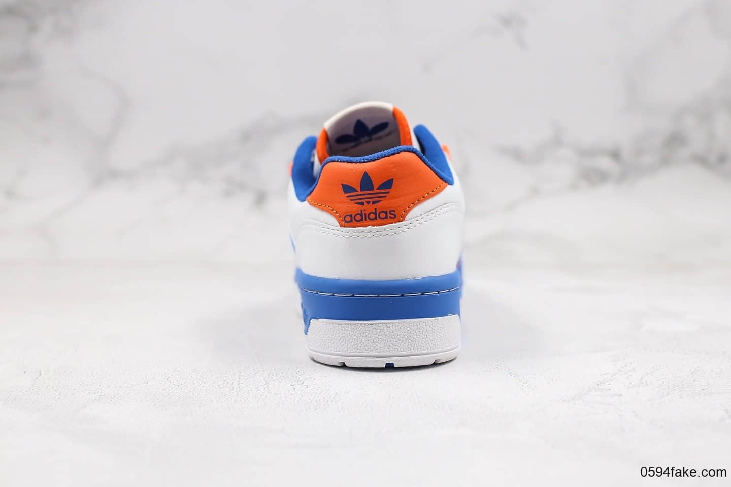 阿迪达斯Adidas RIVALRY LOW W纯原版本三叶草校园板鞋白红蓝色原盒原标原档案数据开发 货号:FU6833