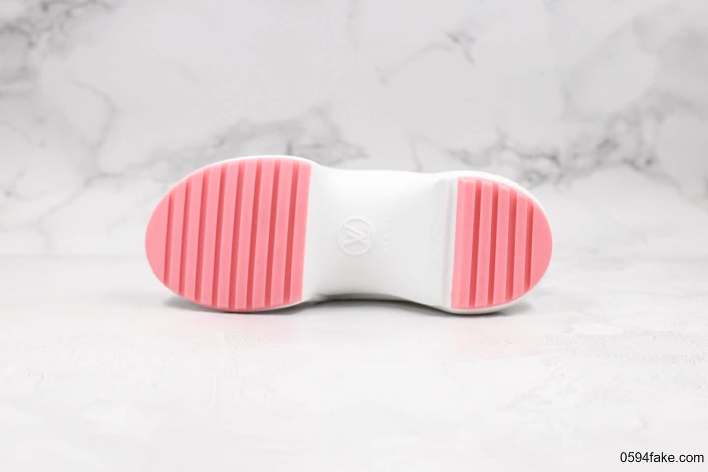 路易威登Louis Vuitton 2020纯原版本春夏首发糖果配色LV老爹鞋广东原厂楦头纸板打造原档案数据开发