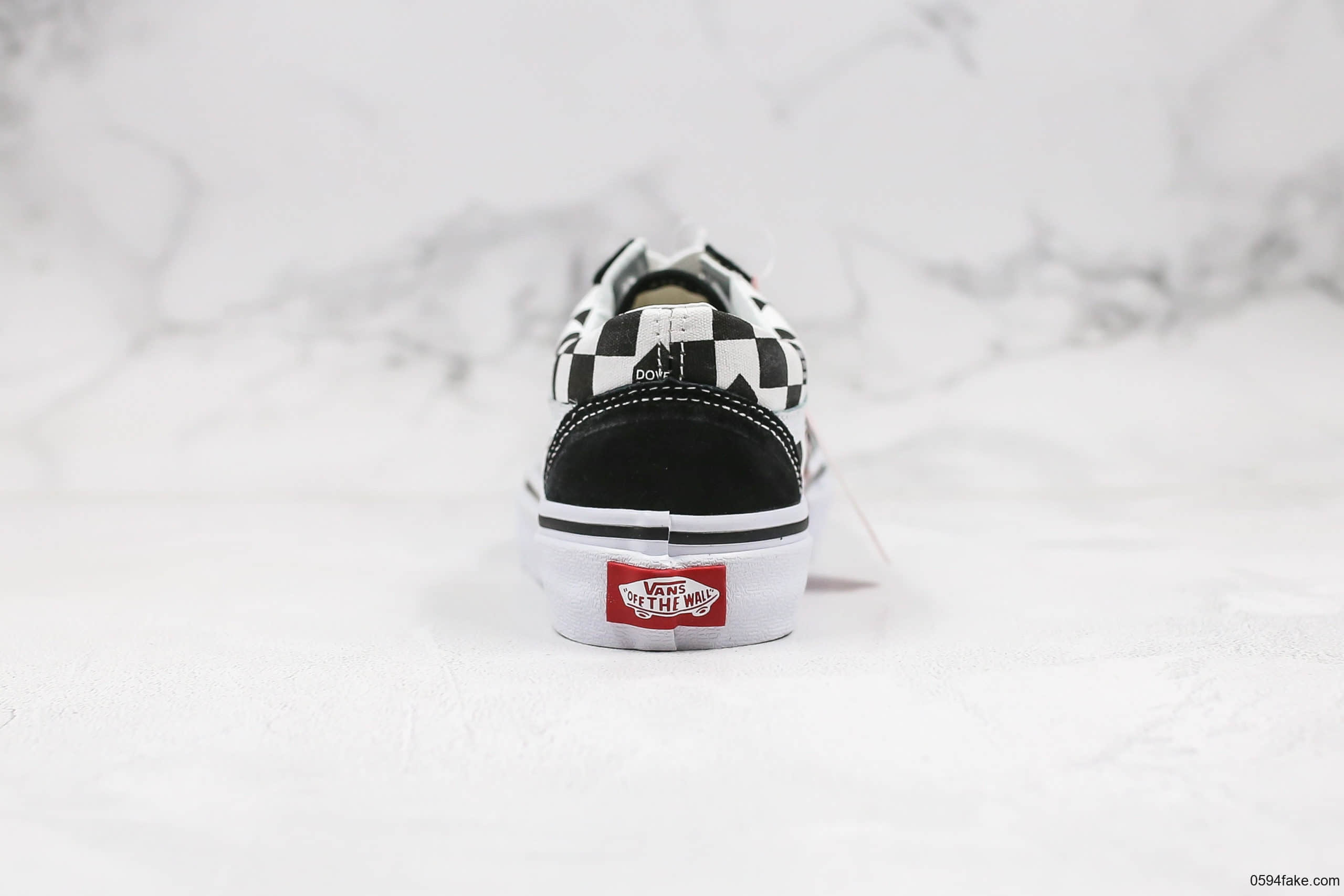 万斯Vans Dover Street Market 2020公司级版本Vans春季帆布鞋经典黑白棋盘格原厂硫化内置钢印