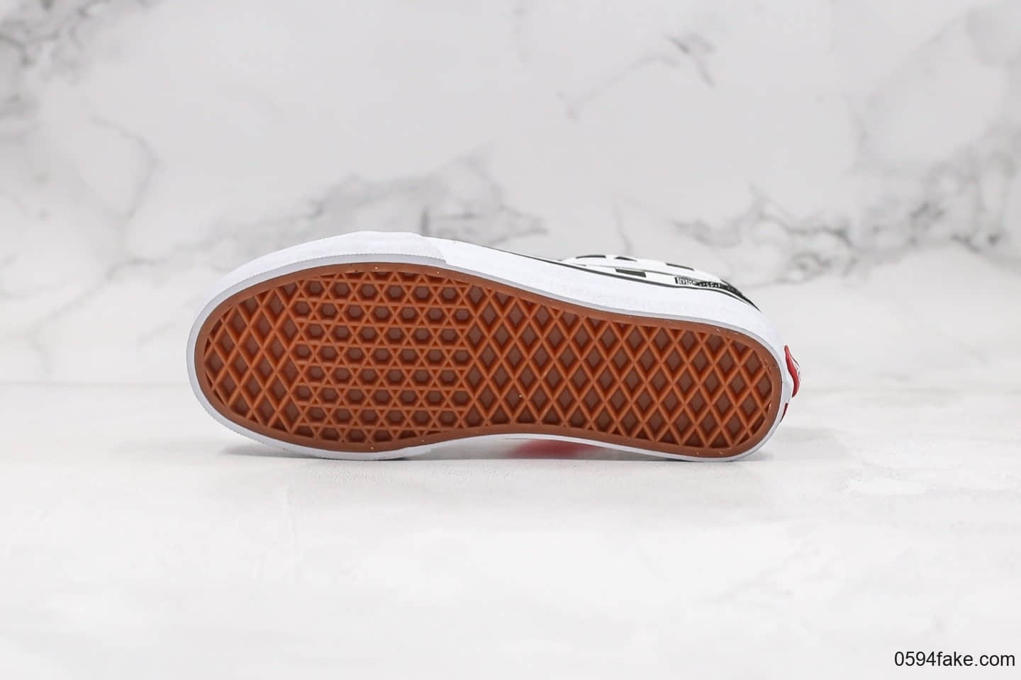 万斯Vans Dover Street Market 2020公司级版本Vans春季帆布鞋经典黑白棋盘格原厂硫化内置钢印