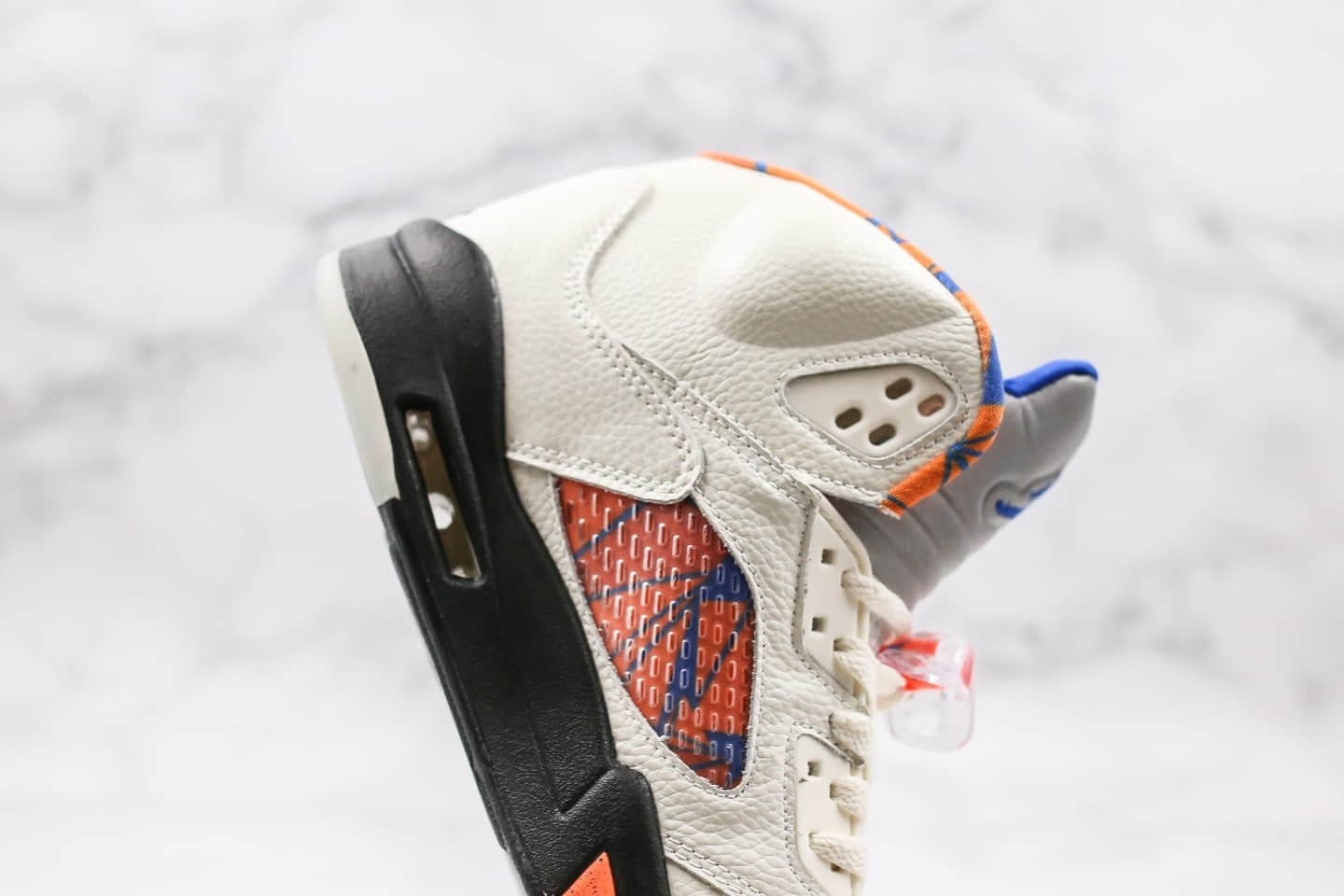 乔丹Air Jordan 5 International Flight纯原版本国际航班配色AJ5篮球鞋内置气垫原档案数据开发 货号：136027-148