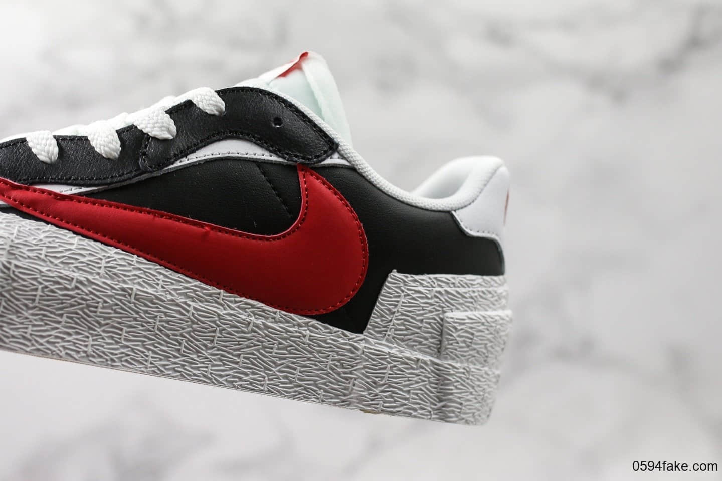 耐克Sacai X Nike Blazer High公司级版本联名开拓者解构低帮板鞋黑白红配色原装抽屉礼盒