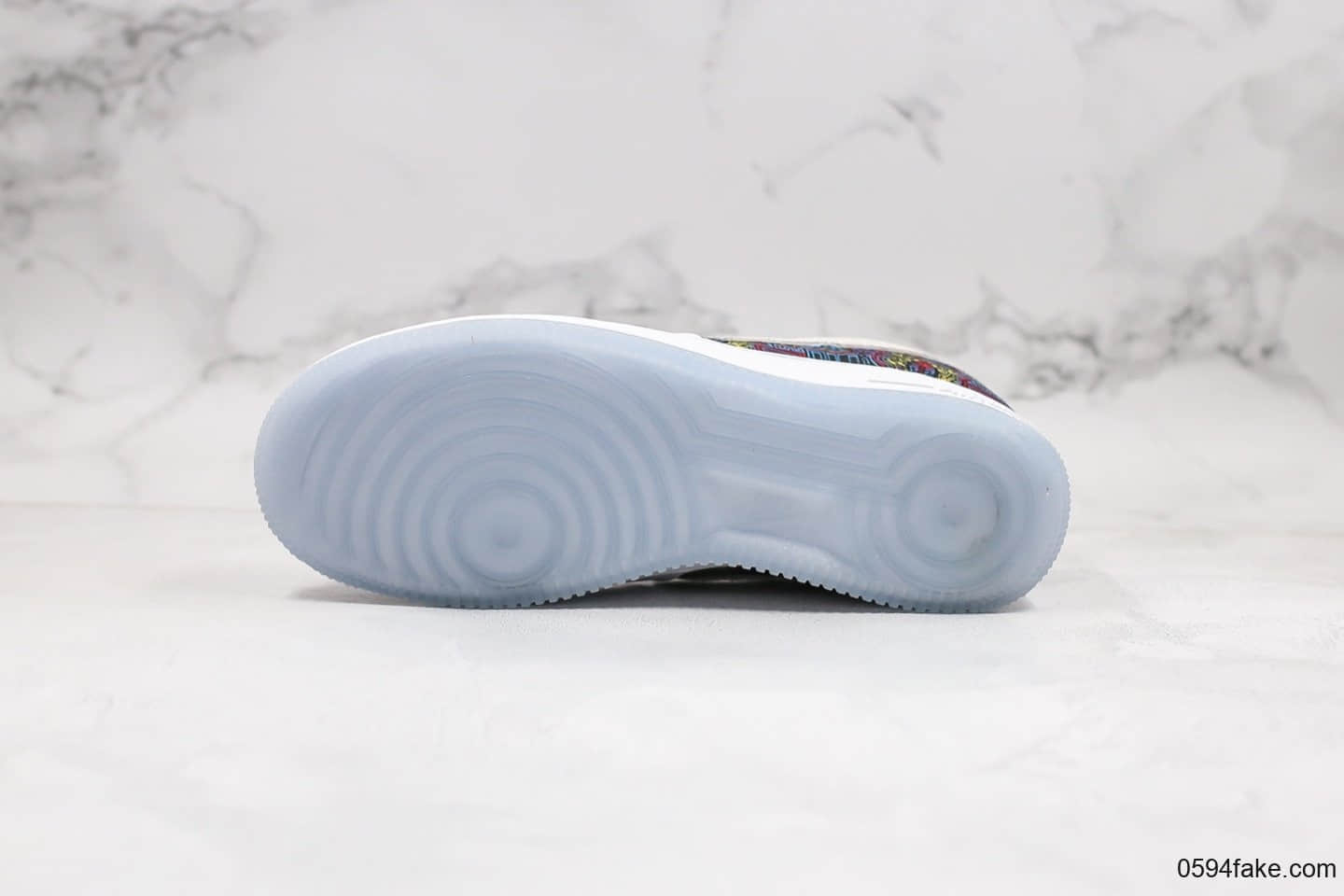 耐克OFFICIALLY CANCELED THE AIR FORCE 1 PUERTO RICO纯原版本低帮空军一号小青蛙抽象艺术风格内置全掌Sole气垫原盒原标 货号：CJ1620-100