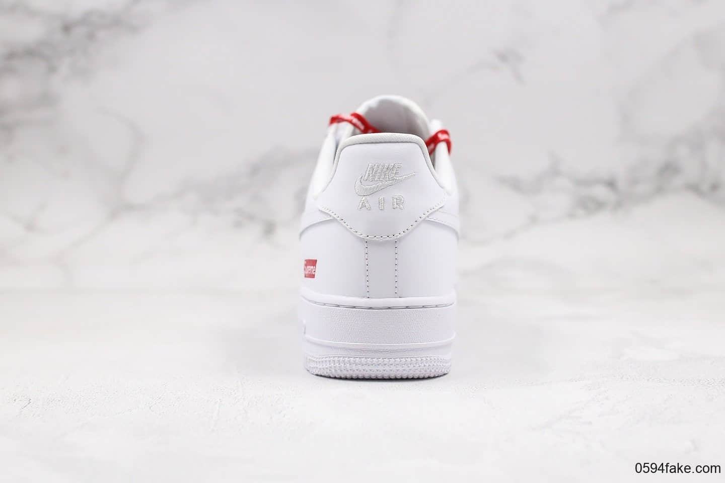 耐克Supreme x Nike Air Force 1 Low纯原版本限量联名空军一号白红配色原装抽屉盒 货号:CU9225-100