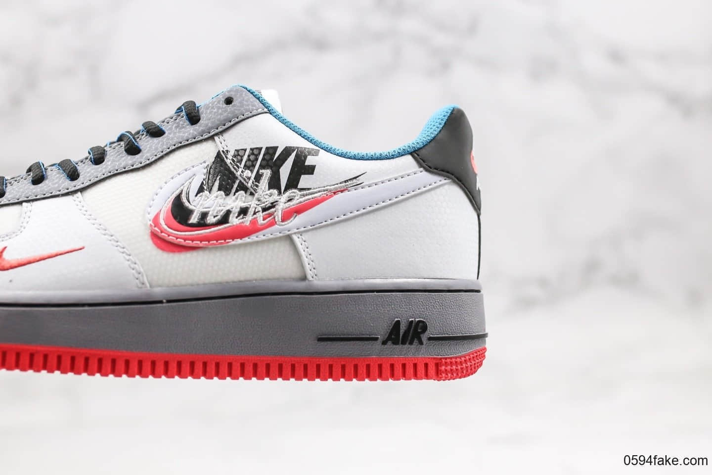 耐克Nike Air Force 1 Script Swoosh纯原版本低帮空军一号双钩手稿白红蓝色内置全掌Sole气垫 货号：CT1620-100