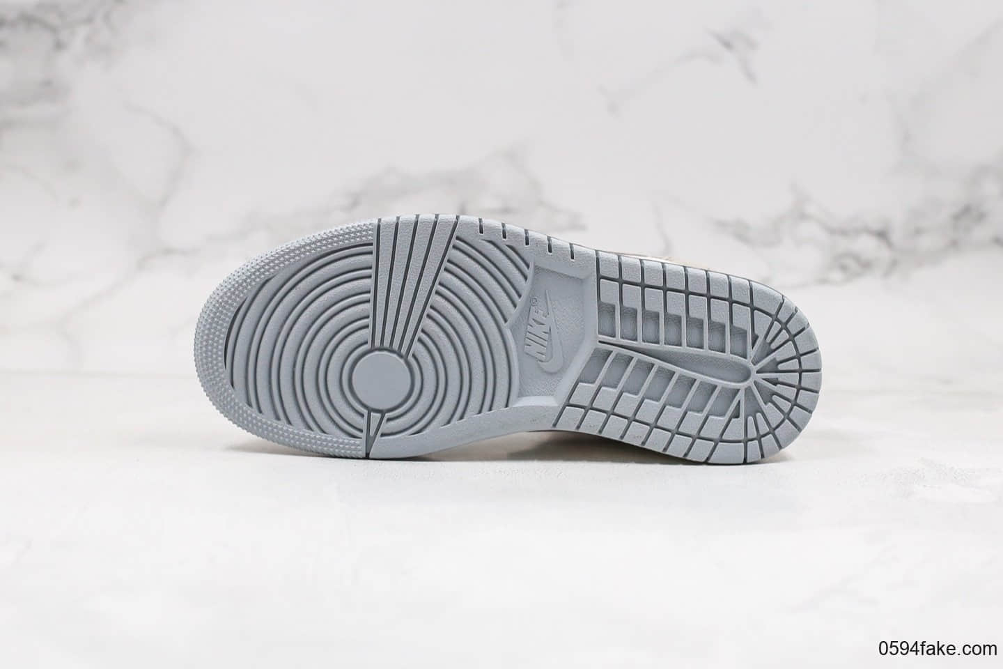 乔丹Air Jordan 1 Mid x Sneakersnstuff纯原版本联名款中帮AJ1小兔八哥米白麂皮红原档案数据开发正确飞翼LOGO 货号:CT3443-100