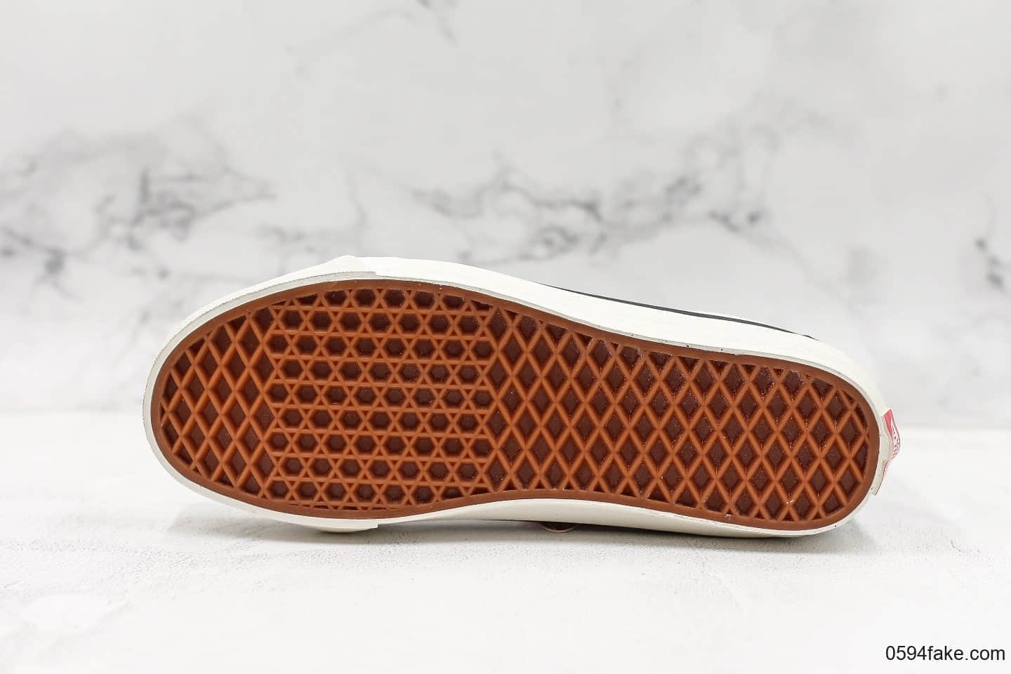 万斯Vans SK8-Hi公司级版本安纳海姆高帮板鞋灰白配色真标硫化大底