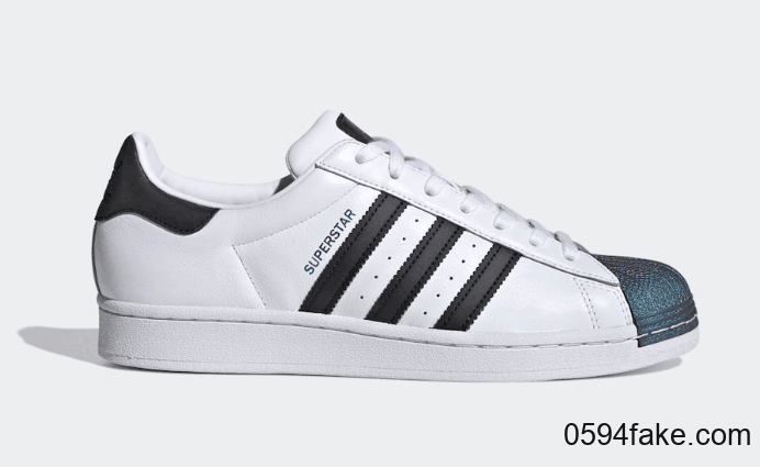 全息贝壳头!这双adidas Superstar超抢眼! 货号:FW6387