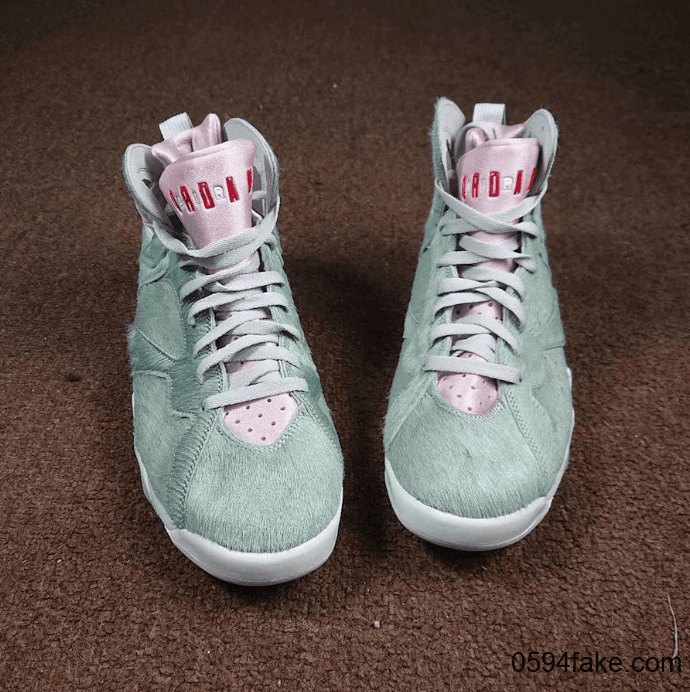 毛绒兔八哥!Air Jordan 7“ Hare 2.0”释出最新实物细节图! 货号:CT8529-002