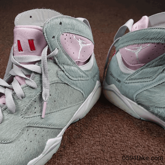 毛绒兔八哥!Air Jordan 7“ Hare 2.0”释出最新实物细节图! 货号:CT8529-002