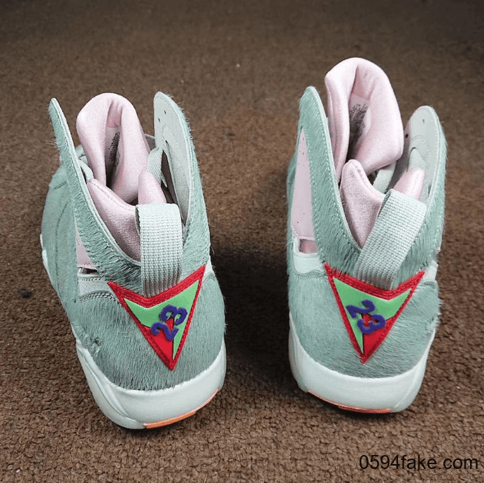 毛绒兔八哥!Air Jordan 7“ Hare 2.0”释出最新实物细节图! 货号:CT8529-002