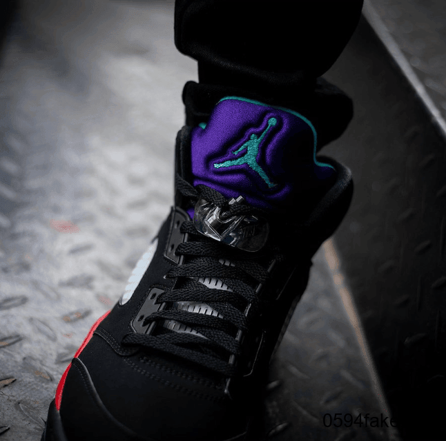 浓郁“紫葡萄”氛围!AJ5“反转葡萄”释出最新实物图! 货号:136027-500