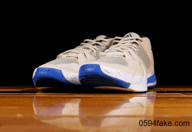 字母哥战靴Zoom Freak 1新配色曝光!奶油鞋身清爽宜人! 货号:BQ5422-200