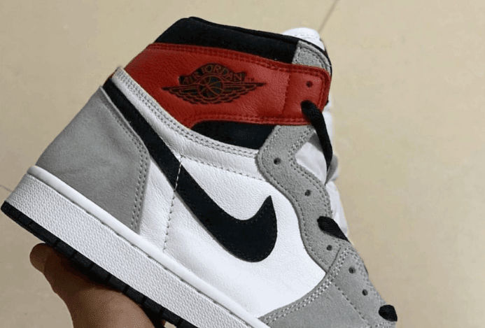 全新AJ1“Light Smoke Grey”实物图曝光!质感高级!酷似Union联名! 货号:555088-126