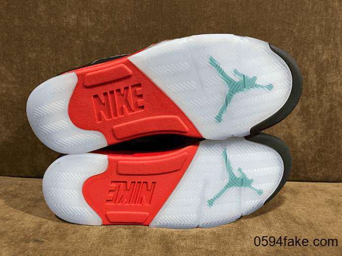 AJ5“Top 3”最新实物图曝光!五月份正式发售! 货号:CZ1786-001