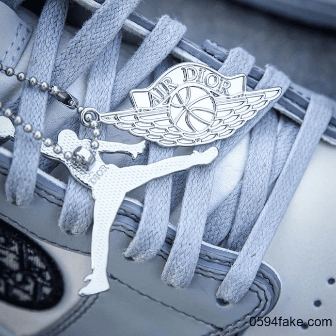 限量8500双!Dior x AJ1入手难度也太高了! 货号:CN8607-002