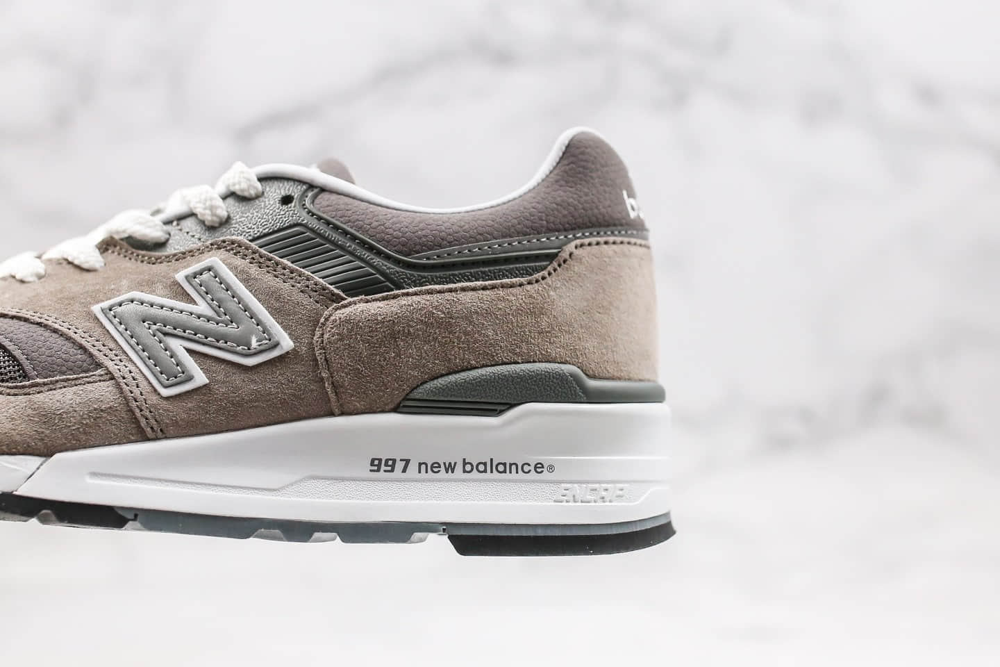 新百伦New Balance 997纯原版本高端美产慢跑鞋原盒原标原档案数据开发 货号:M997GY2