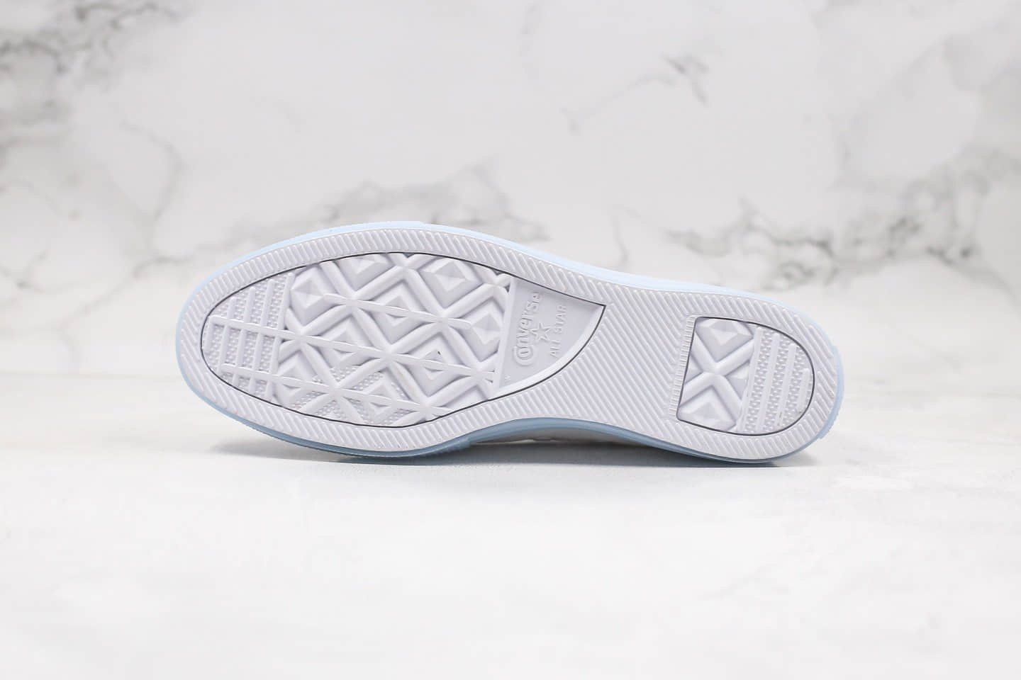 匡威Converse Chuck Taylor All Star公司级版本高帮果冻底白色帆布鞋原楦头纸板打造 货号:168115C