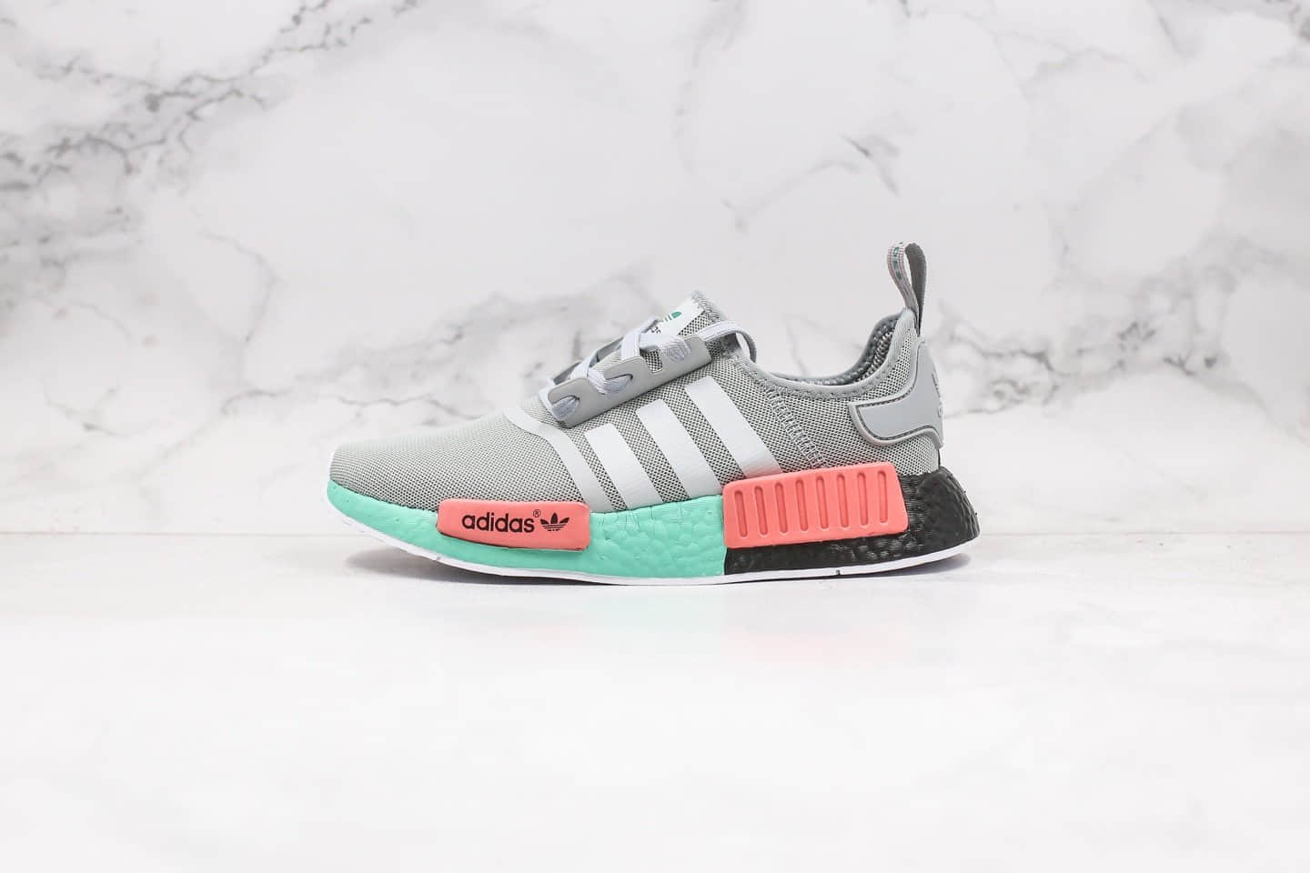 阿迪达斯adidas NMD R1纯原版本爆米花跑鞋灰绿撞色原厂爆米花大底区别市面通货版本 货号:FX4353