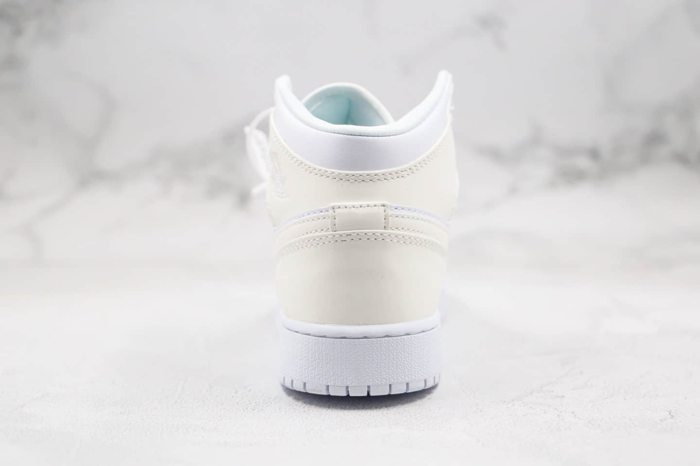 乔丹Air Jordan 1 mid纯原版本中帮AJ1柠檬白原盒原标原档案数据开发 货号：BQ6472-112