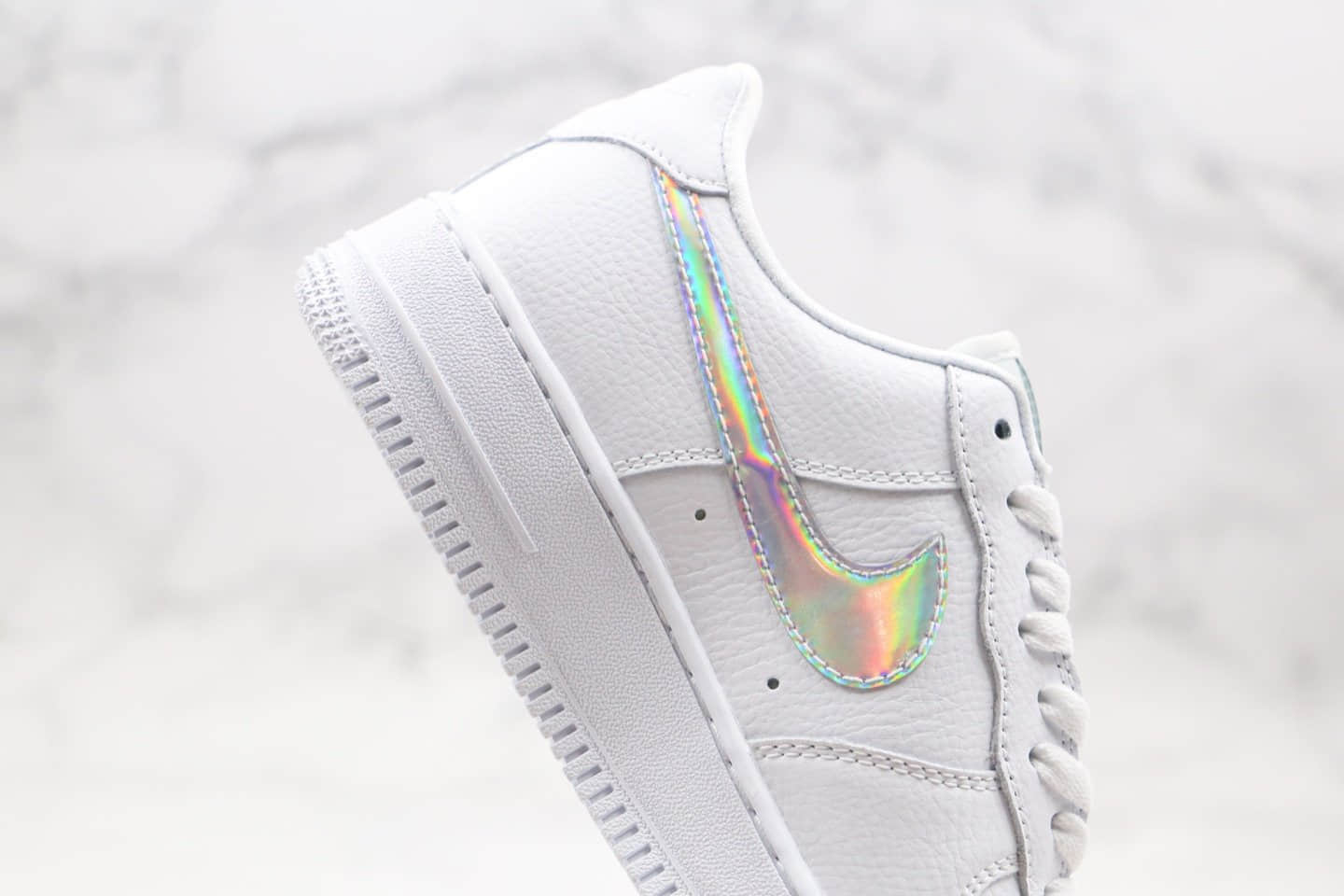 耐克Nike Air Force 1 Low纯原版本低帮空军一号白镭射配色内置气垫原档案数据开发 货号：CJ1646-100