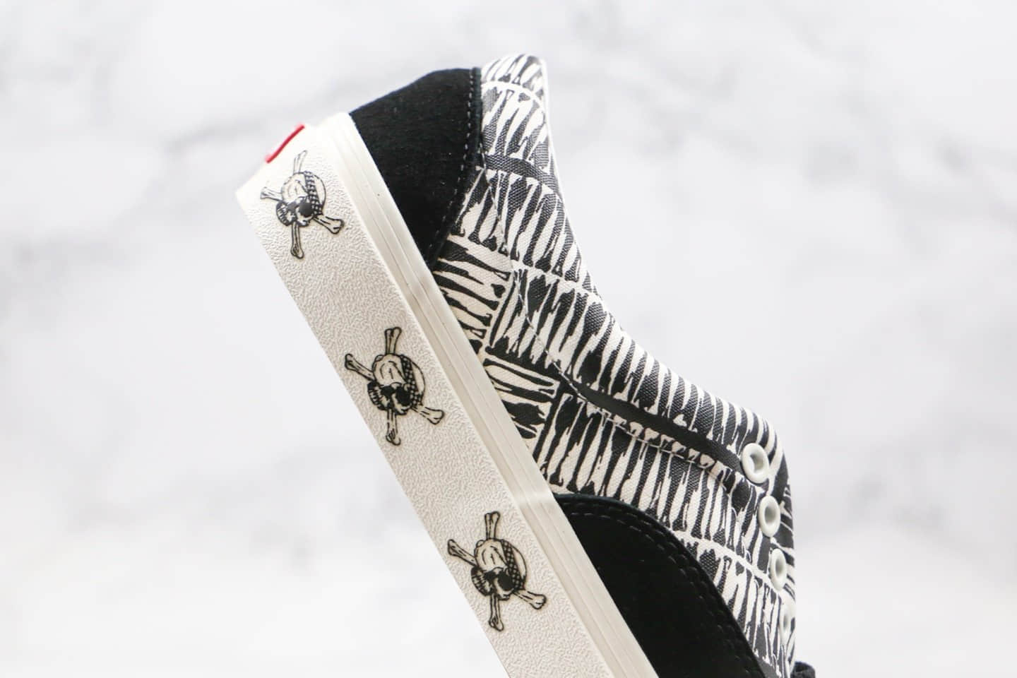 万斯Vans Offspring Era 95 Reissue Herring Bone公司级版本安纳海姆骷髅岛限量联名款原厂硫化大底原盒原标 货号:VNOA2XRYTOL1