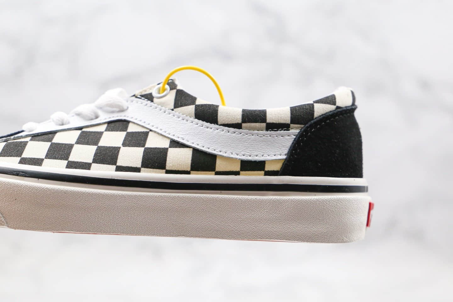 万斯Vans Checkerboard Bold N公司级版本低帮棋盘格黑白色经典硫化板鞋吴亦凡同款原盒原标 货号:VN0A3WLPR6R