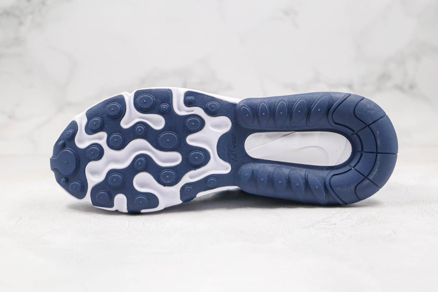 耐克NIKE AIR MAX 270 React纯原版本气垫鞋Max270黑蓝色内置真小潘气垫正确电绣LOGO工艺 货号:CT1264-104