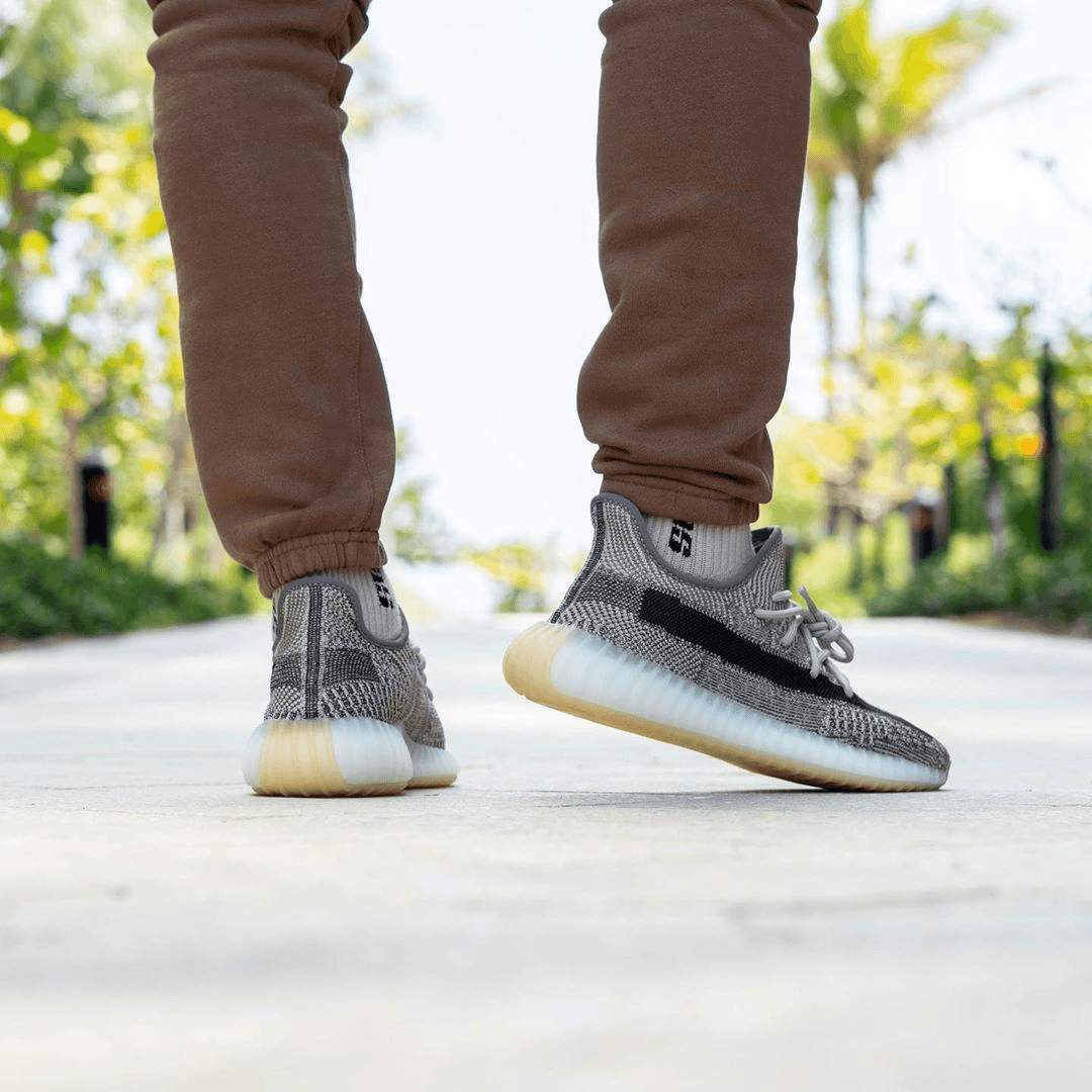 阿迪达斯Yeezy 350 V2“Zyon”释出发售日期!下月月底发售! 货号:FZ1267