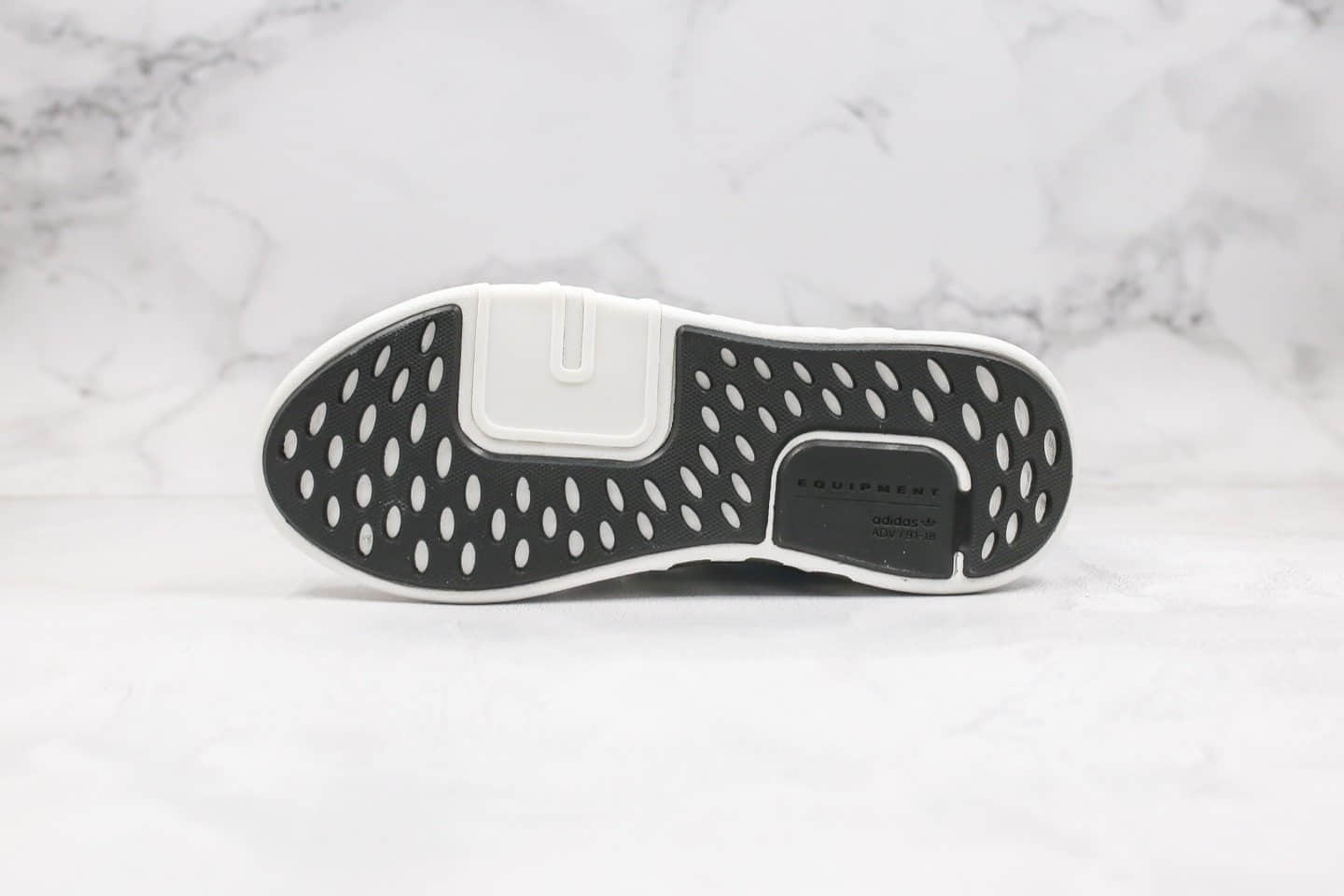 阿迪达斯Adidas EQT Basketball ADV公司级版本三叶草针织网面慢跑鞋白灰蓝色原档案数据开发 货号:EE5025