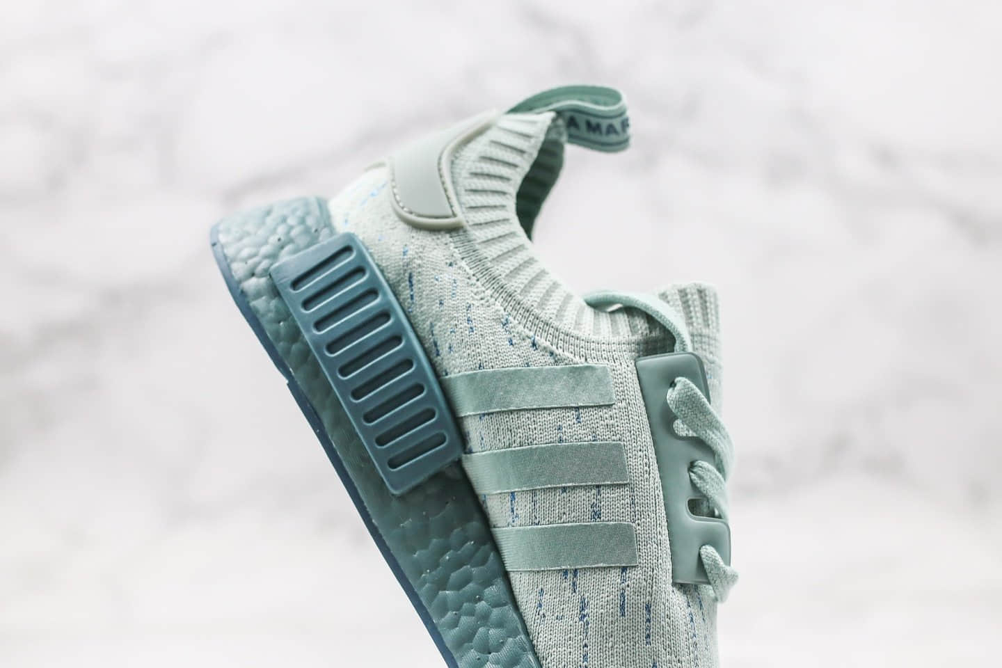阿迪达斯adidas NMD R1 Primeknit Tactile Green纯原版本爆米花跑鞋NMD R1水晶蓝绿配色区别市面通货版本 货号:CG3601