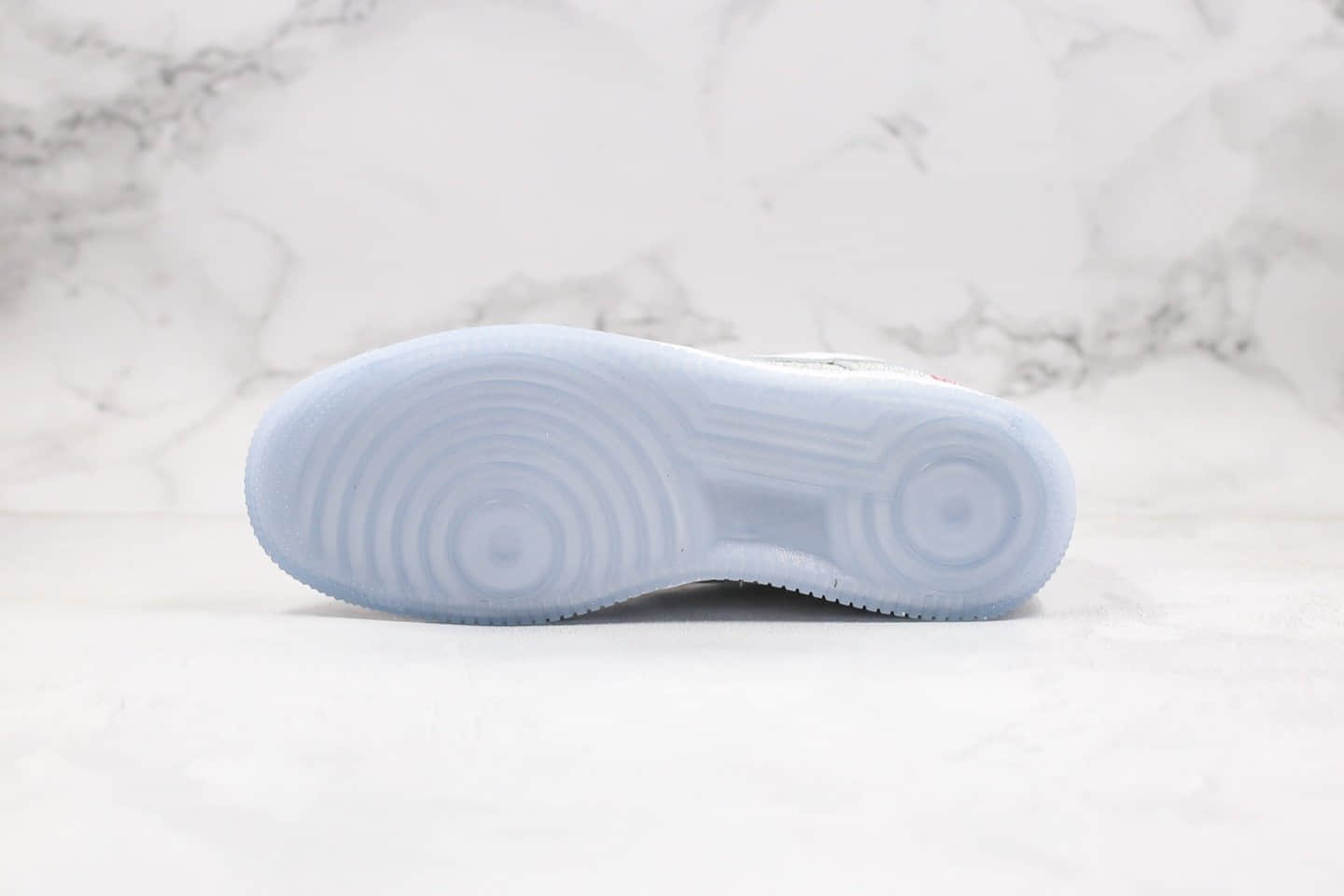 耐克Nike 2020SS AIR FOCRE 1 Low White White公司级版本低帮空军一号Supreme联名款满天星配色内置气垫 货号：AO9286-100