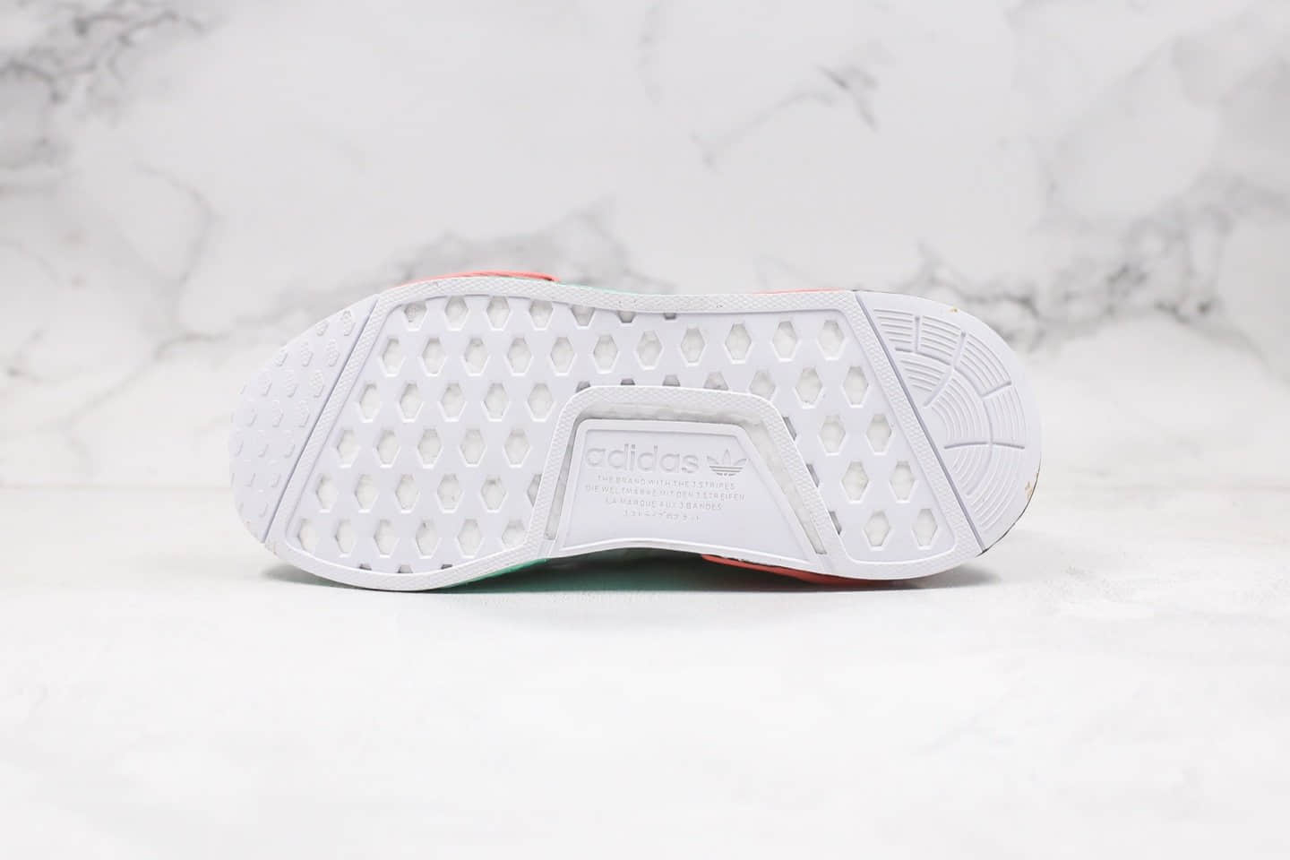 阿迪达斯adidas NMD R1纯原版本爆米花跑鞋灰绿色撞色原盒原标原档案数据开发 货号:FX4353