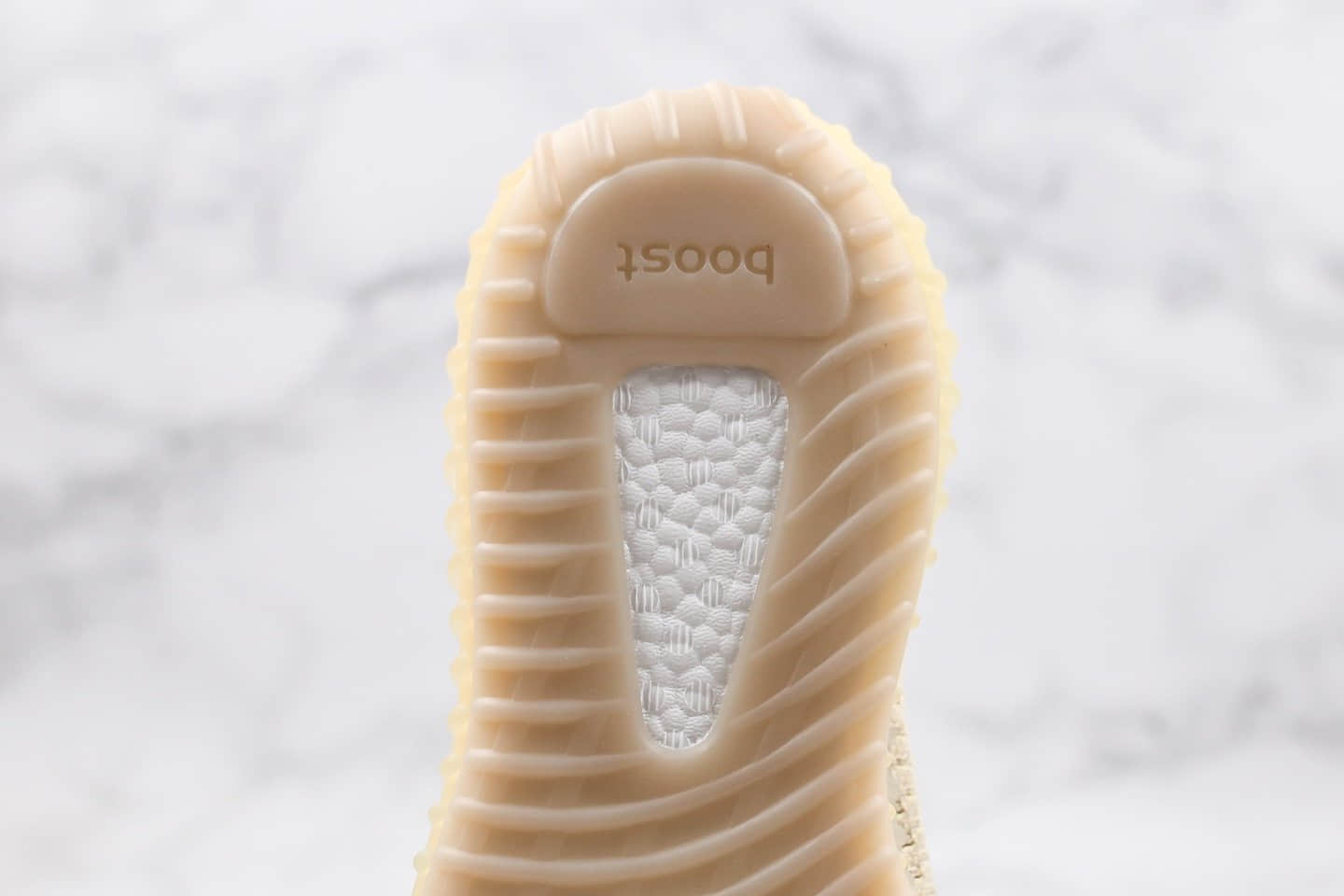阿迪达斯Adidas Yeezy Boost 350V2公司级版本椰子350V2新亚洲限定丁黄配色内置真爆米花颗粒中底 货号:FX9028